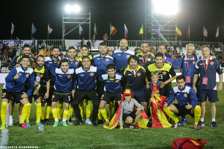 Spanish team after win